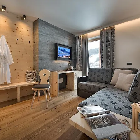 Otel Roberta Alpine Adults Only 4*